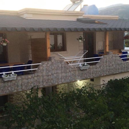 Villa Zoto Himare Ngoại thất bức ảnh